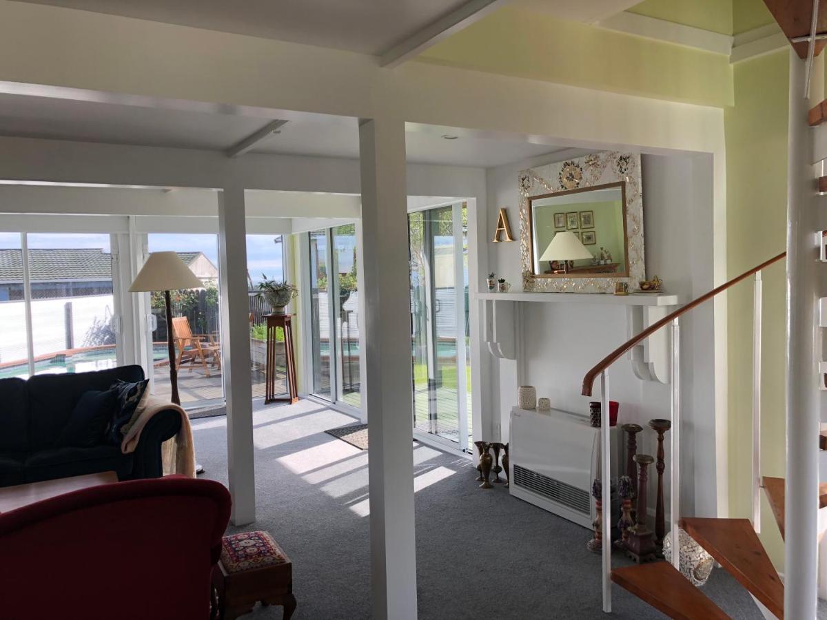 Allie'S Hill Top Haven Bed & Breakfast Whanganui Exterior foto